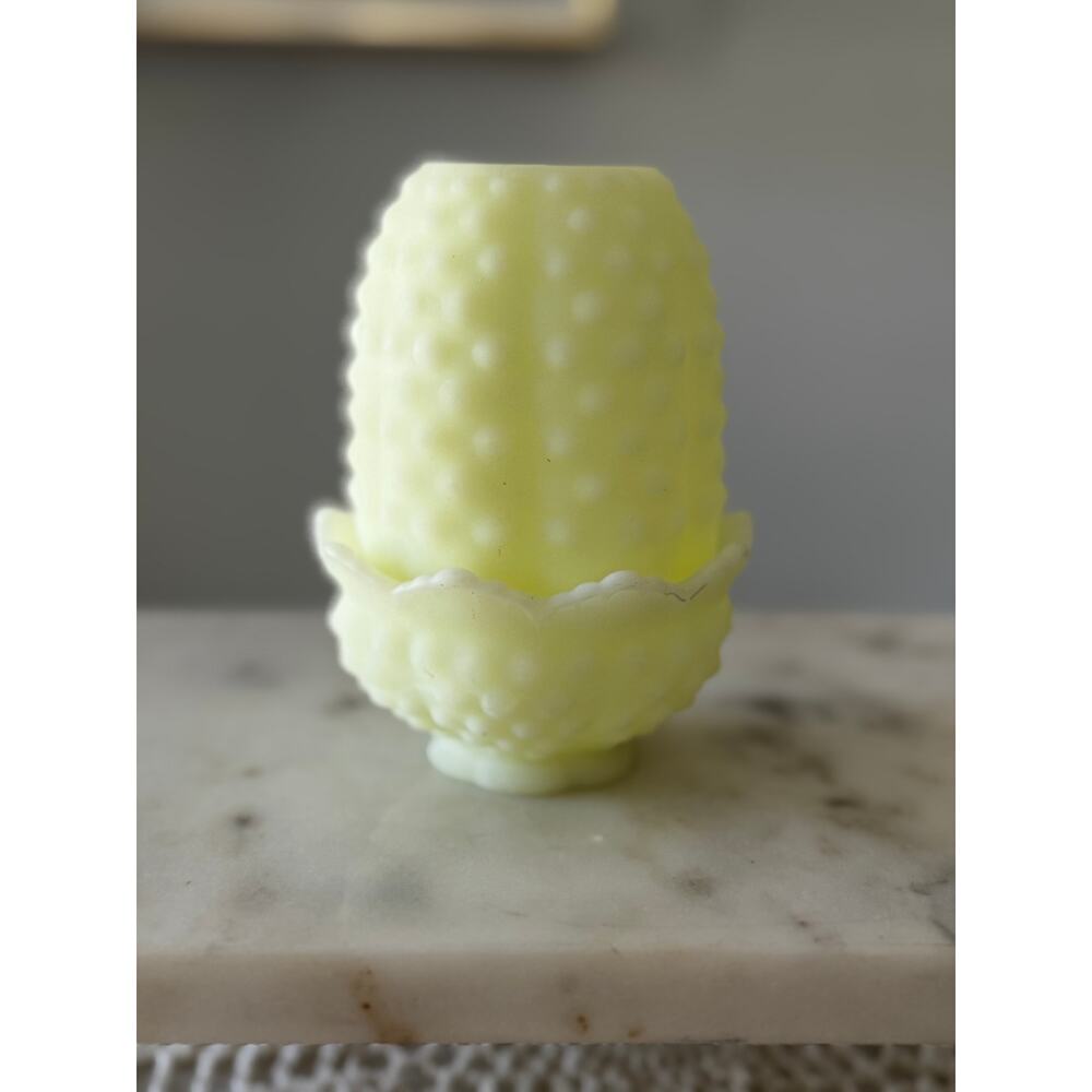 Custard Uranium Glass Hobnail Fairy Lamp Satin UV Reactive Glow - Picture 10 of 13